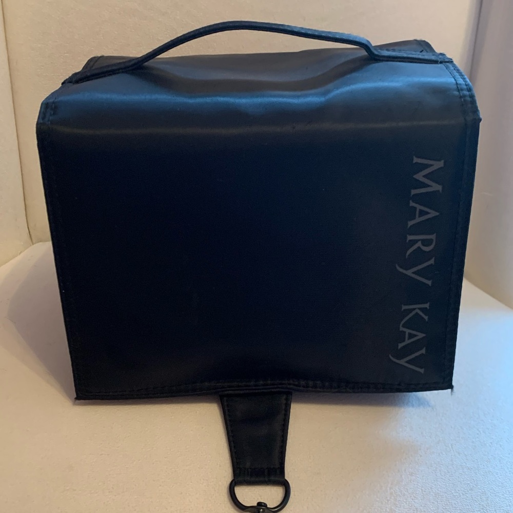 Mary Kay Hanging Toiletry Bag